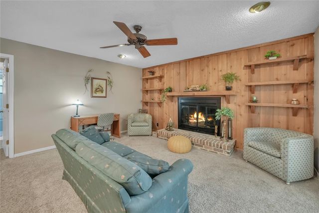 10311 COUNTY ROAD 117, Oxford, FL 34484