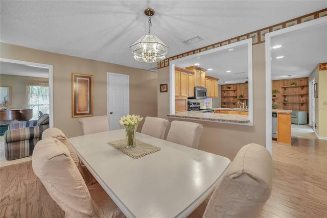 10311 COUNTY ROAD 117, Oxford, FL 34484