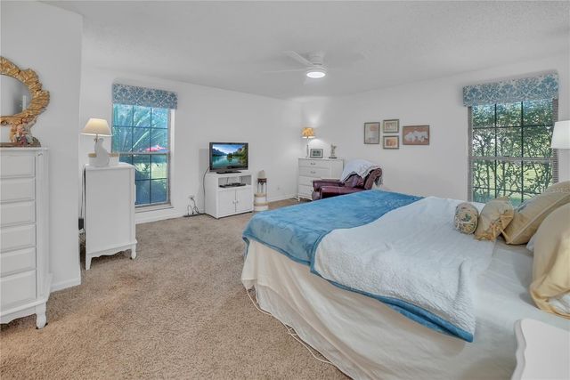 10311 COUNTY ROAD 117, Oxford, FL 34484