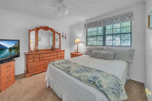 10311 COUNTY ROAD 117, Oxford, FL 34484