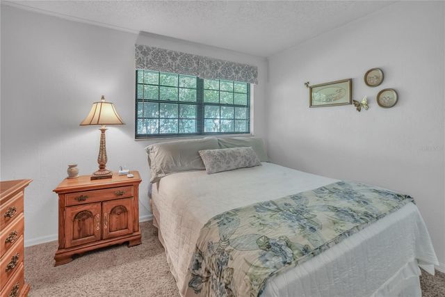 10311 COUNTY ROAD 117, Oxford, FL 34484