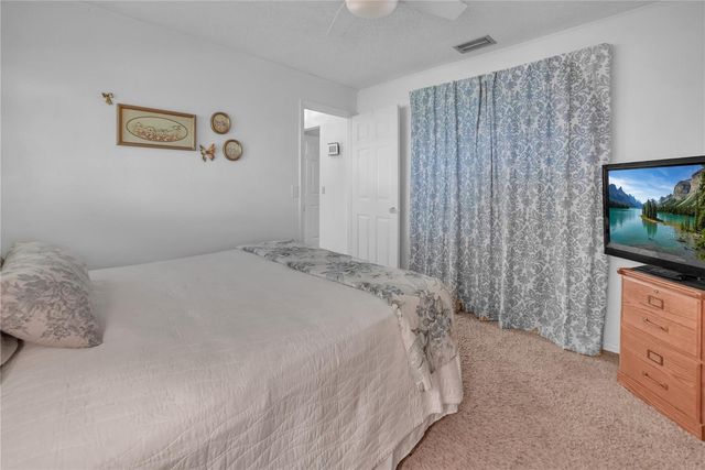 10311 COUNTY ROAD 117, Oxford, FL 34484