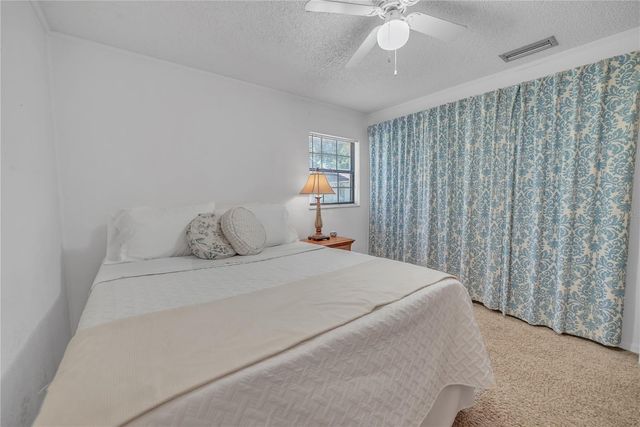 10311 COUNTY ROAD 117, Oxford, FL 34484