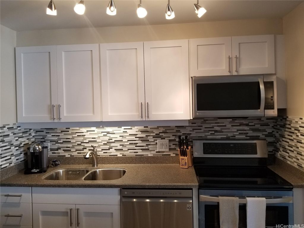 1778 Ala Moana Boulevard 2818, Honolulu, HI 96815