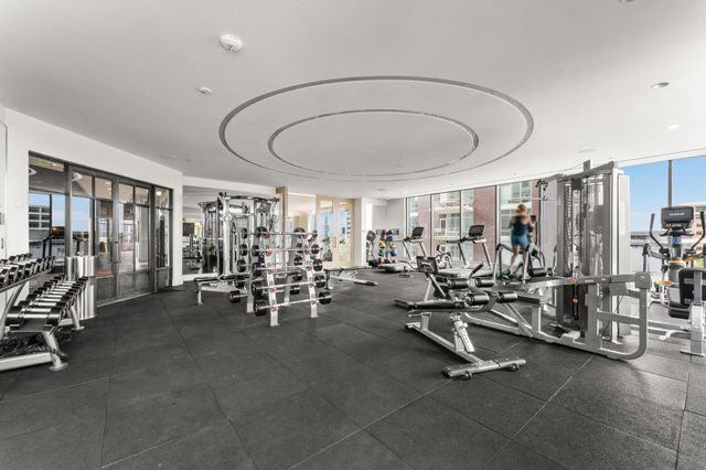 501 West Ave 1405, Austin, TX 78701