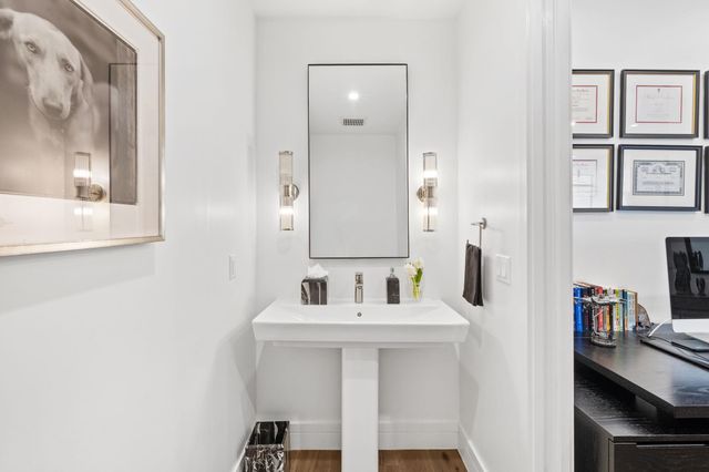 501 West Ave 1405, Austin, TX 78701