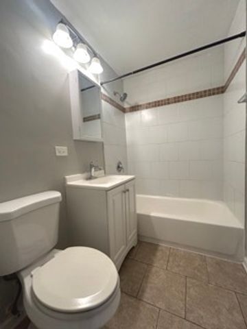 2814 E 127th Street, Chicago, IL 60633