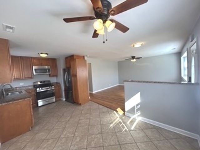 2814 E 127th Street, Chicago, IL 60633