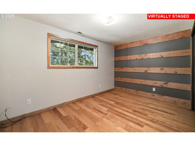 34388 GRENZ Ln, Albany, OR 97322