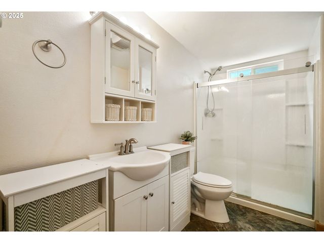 34388 GRENZ Ln, Albany, OR 97322