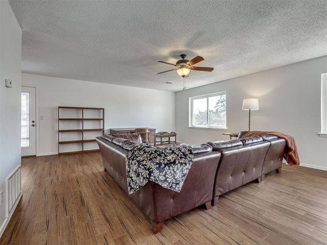 2625 SE 72nd Avenue, Norman, OK 73026