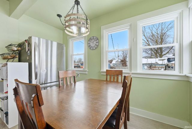 1240 W Oakdale Drive, Fort Wayne, IN 46807