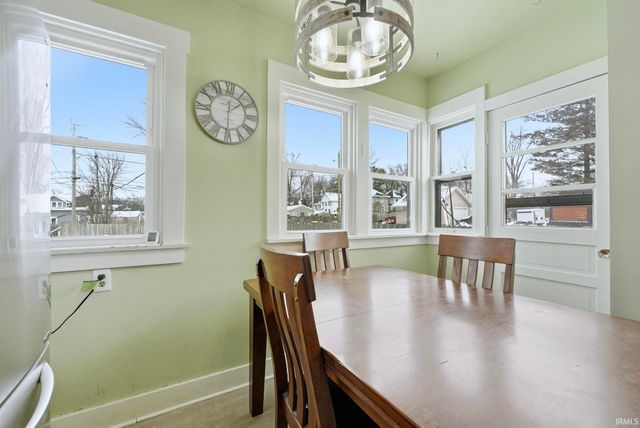 1240 W Oakdale Drive, Fort Wayne, IN 46807