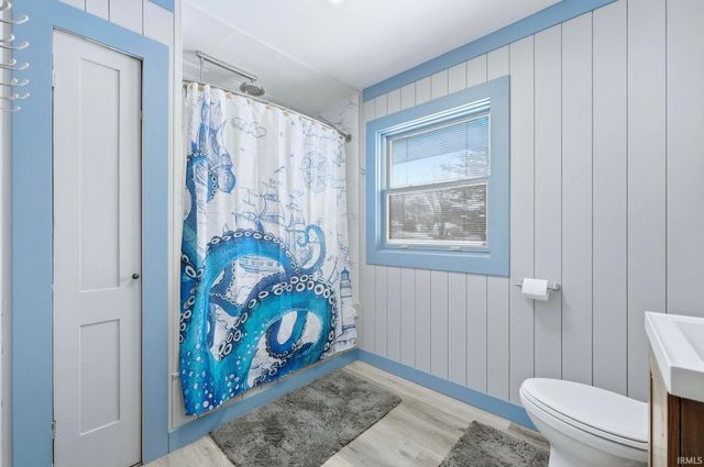 1240 W Oakdale Drive, Fort Wayne, IN 46807