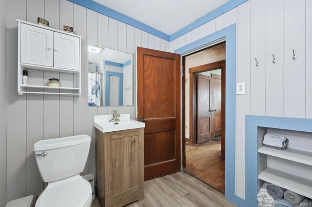 1240 W Oakdale Drive, Fort Wayne, IN 46807