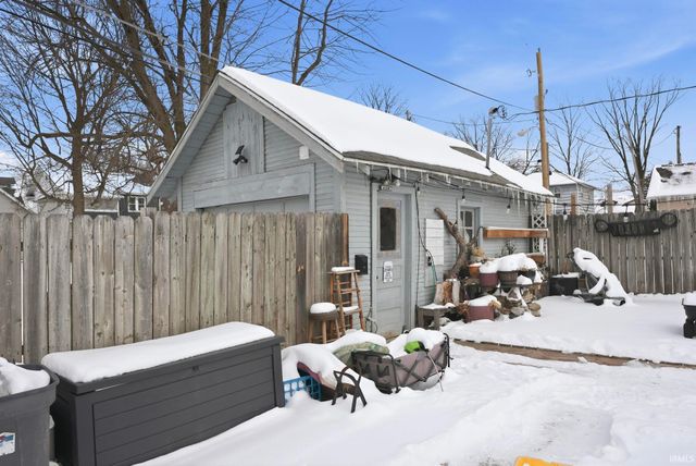 1240 W Oakdale Drive, Fort Wayne, IN 46807