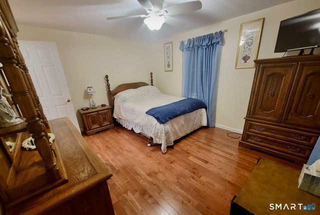 230 East Wakefield Boulevard, Winchester, CT 06098