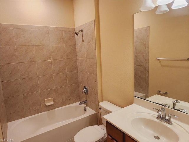 2432 Caslotti WAY, Cape Coral, FL 33909