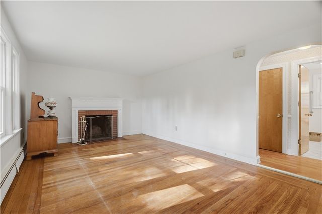 380 Angel Road, North Providence, RI 02904