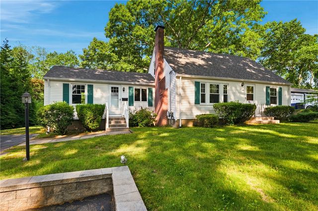 380 Angel Road, North Providence, RI 02904