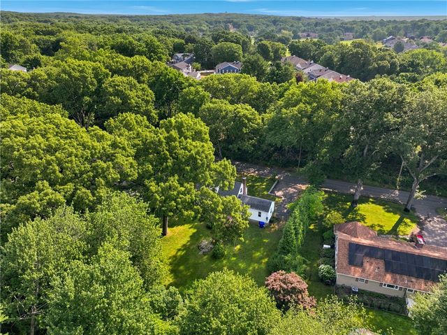 380 Angel Road, North Providence, RI 02904