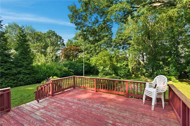 380 Angel Road, North Providence, RI 02904
