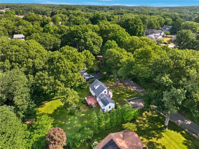 380 Angel Road, North Providence, RI 02904