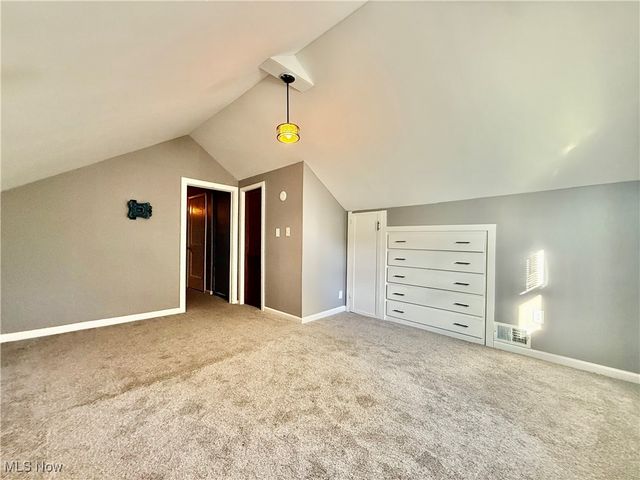 3679 Sanford Avenue, Stow, OH 44224