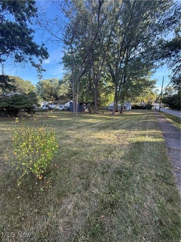 3679 Sanford Avenue, Stow, OH 44224