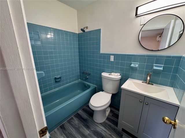 1158 NW 34th Ave, Miami, FL 33125