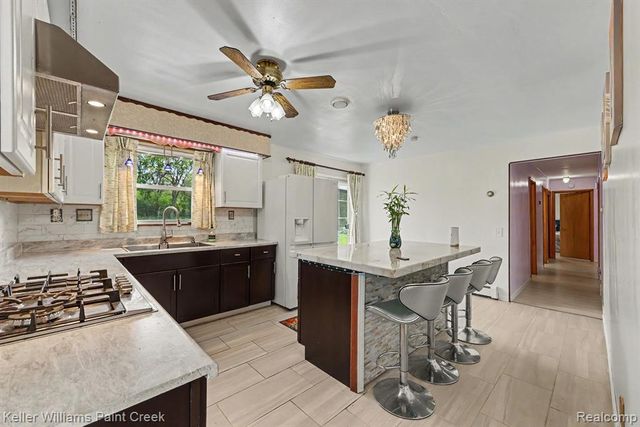 4959 Irwindale Drive, Waterford, MI 48328