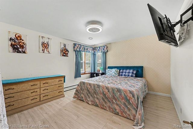 4959 Irwindale Drive, Waterford, MI 48328