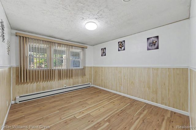4959 Irwindale Drive, Waterford, MI 48328