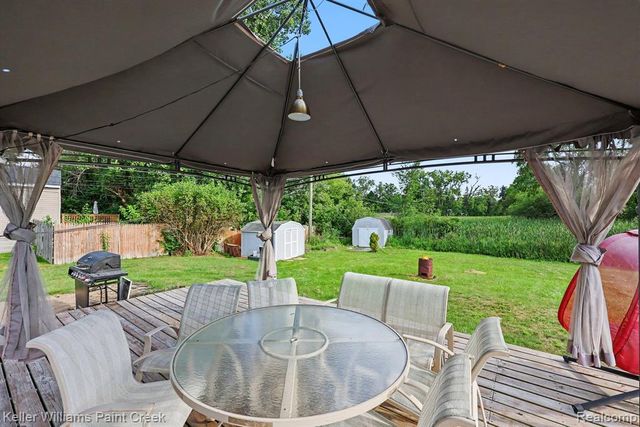 4959 Irwindale Drive, Waterford, MI 48328