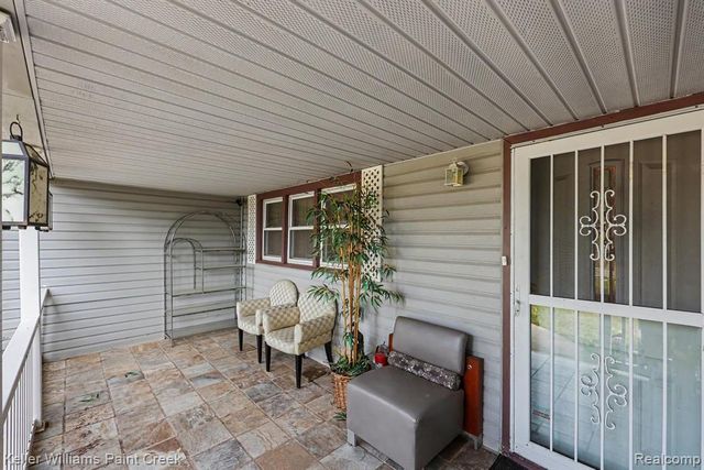 4959 Irwindale Drive, Waterford, MI 48328