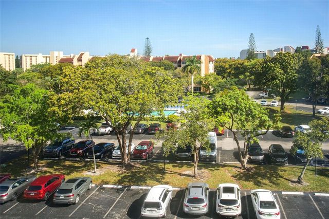 3821 Environ Boulevard 603, Lauderhill, FL 33319