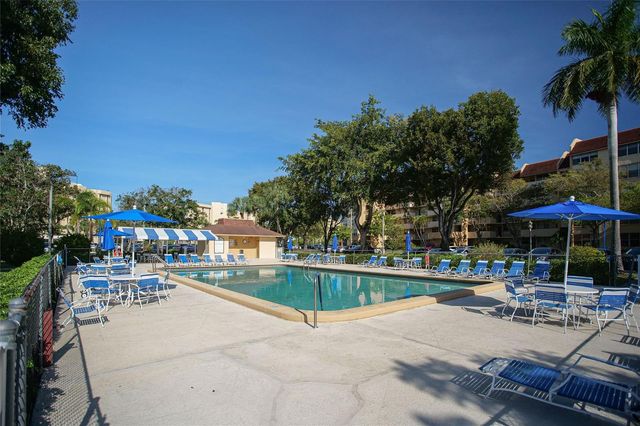 3821 Environ Boulevard 603, Lauderhill, FL 33319