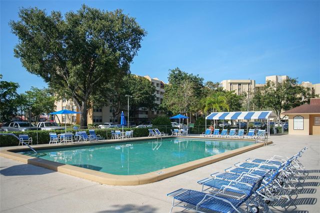 3821 Environ Boulevard 603, Lauderhill, FL 33319