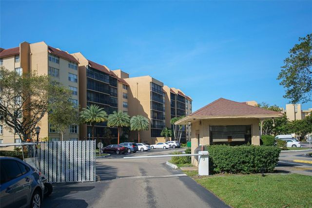 3821 Environ Boulevard 603, Lauderhill, FL 33319