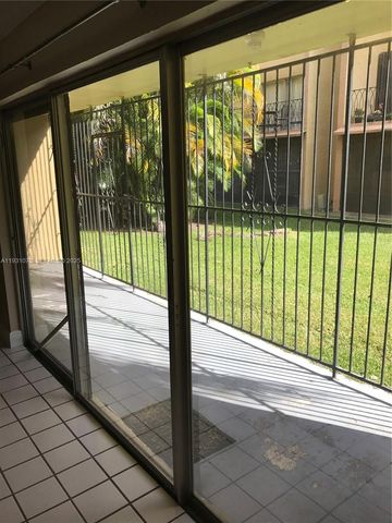 100 NW 87th Ave E102, Miami, FL 33172