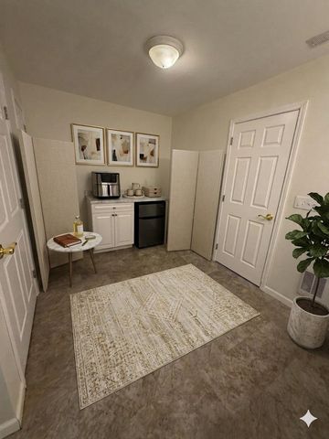 1042 Marina Drive, Hurricane, WV 25526