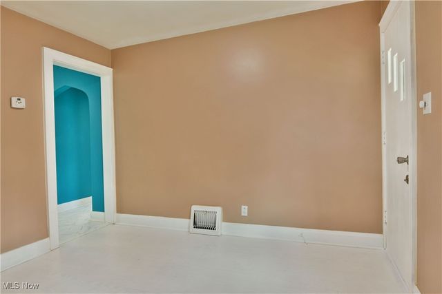 664 Tenney Avenue, Campbell, OH 44405