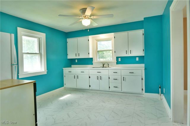 664 Tenney Avenue, Campbell, OH 44405