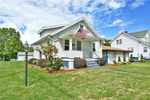 664 Tenney Avenue, Campbell, OH 44405