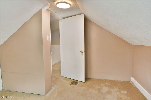 664 Tenney Avenue, Campbell, OH 44405