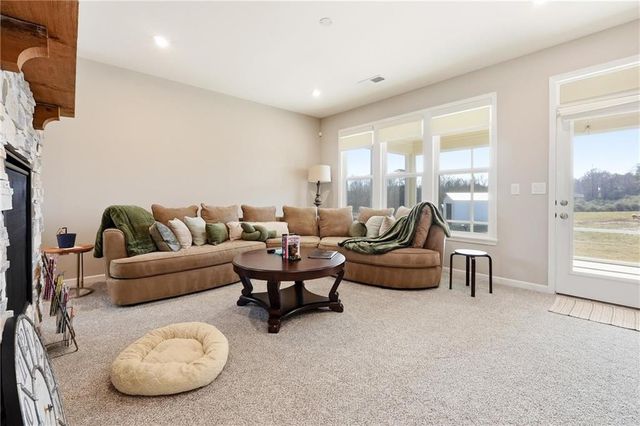 158 Laurel Farm Lane, Dallas, GA 30157