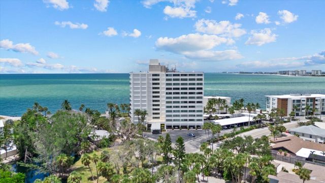 4822 OCEAN BOULEVARD 11E, Sarasota, FL 34242