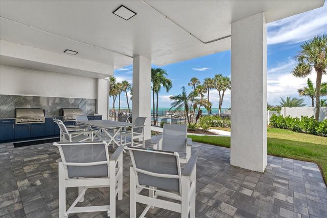 4822 OCEAN BOULEVARD 11E, Sarasota, FL 34242