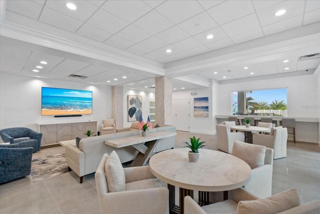 4822 OCEAN BOULEVARD 11E, Sarasota, FL 34242