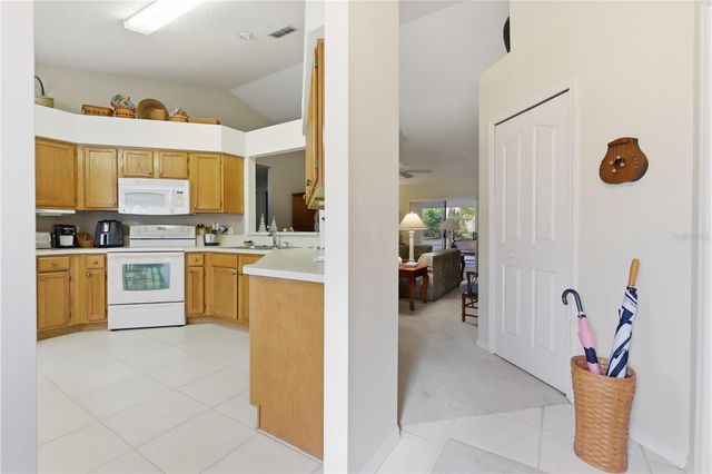 609 N 4TH AVENUE, Deltona, FL 32725